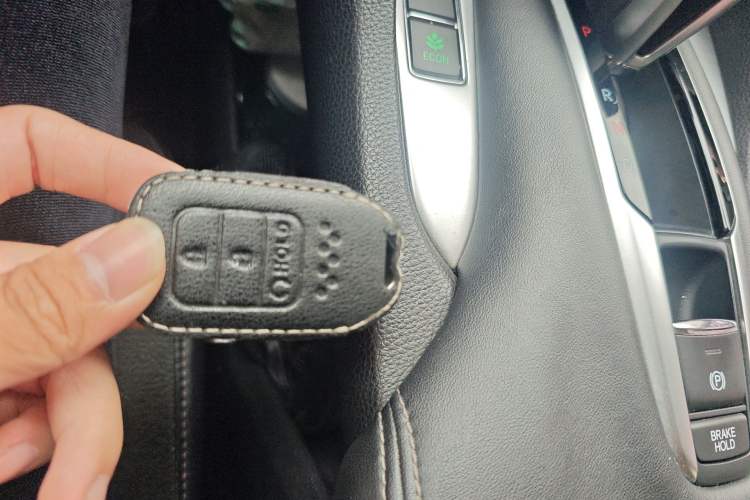 Used Honda Avancier 2017 240TURBO Two-Wheel Drive Luxury Edition Vehicle Key