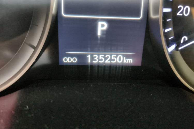 Used Lexus ES 2017 300h Mark Levinson Comfort Edition