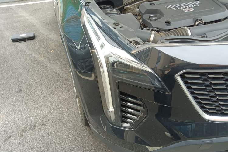 Used Cadillac XT4 2021 28T Two-Wheel Drive Leading Version