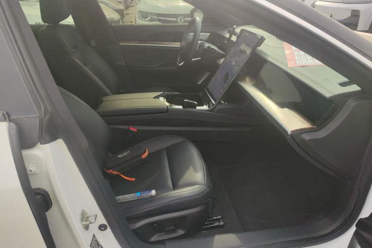 Used NETA S 2022 Extended-Range Version 1160 km Range Rear-Wheel-Drive Compact Edition