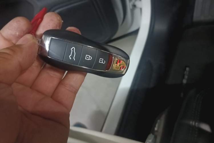Used Porsche Macan 2023 Macan 2.0T