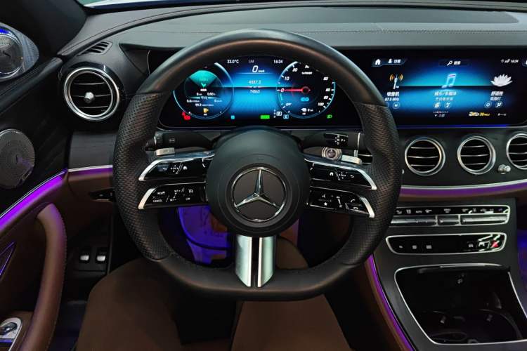Used Mercedes-Benz E-Class New Energy 2022 Restyled E 350 e L Plug-in Hybrid Sports Sedan Steering Wheel