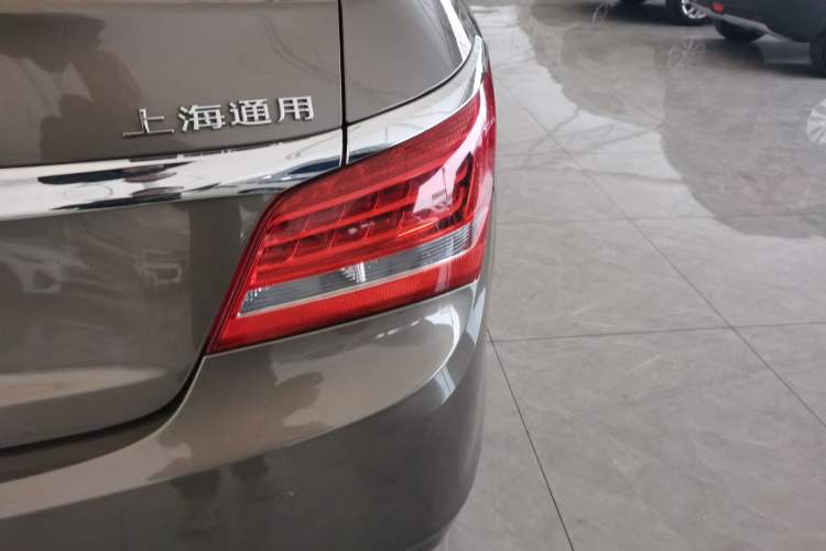 Used Buick LaCrosse 2013 2.4L SIDI Leading Comfort Version