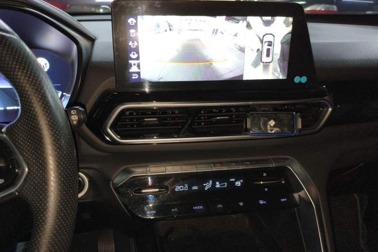 Used Baojun RS-5 2020 300T CVT Smart Flagship Edition Audio And AC Panel