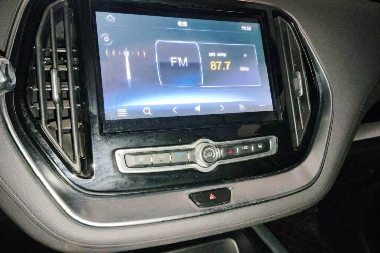 Used JETOUR X70M 2021 1.5T DCT Prestige Partner Model 5 Seats