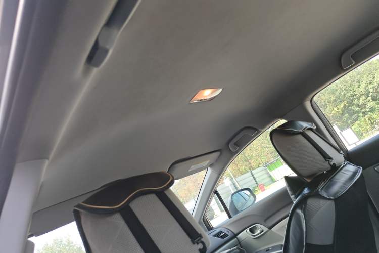 Used Honda Civic 2013 10th Anniversary 1.8L Automatic Comfort Version
