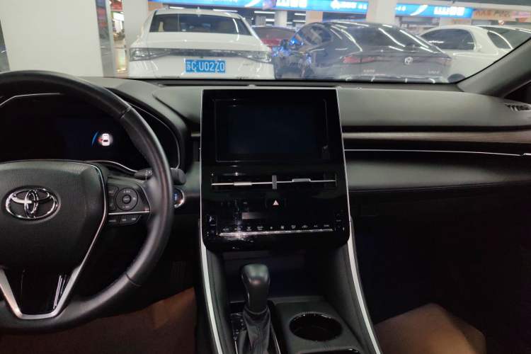 Used Toyota Avalon 2023 2.0L Premium Edition