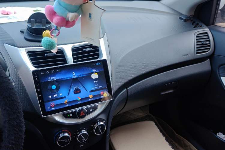 Used Hyundai Verna Ray 2016 1.4L Manual Leading GLX Model Audio And AC Panel