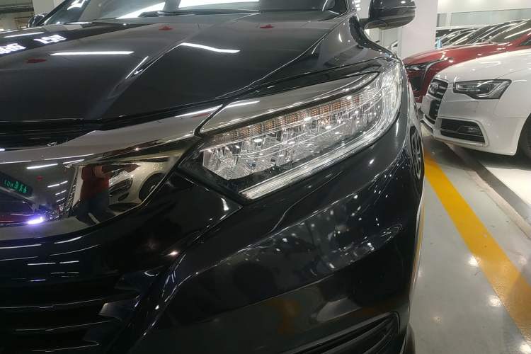 Used Honda Vezel 2020 1.5L CVT Luxury Edition