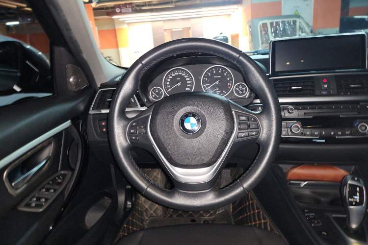 Used BMW 3 Series 2017 320Li Fashion Model