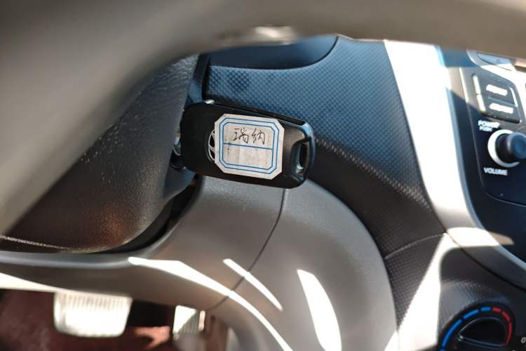 Used Hyundai Verna (older generation) 2014 1.4L Automatic Smart GLS