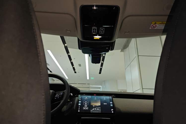 Used Land Rover Range Rover Velar 2024 S Model
