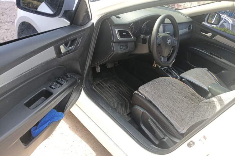 Used Bestune B30 2016 1.6L Automatic Luxury Model

