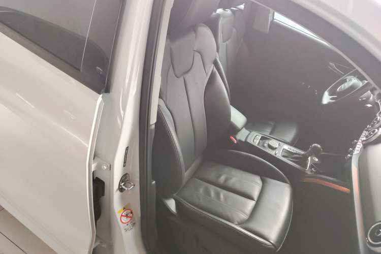 Used Audi Q2L 2022 35 TFSI Fashion Dynamic Model