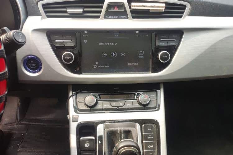 Used Geely Auto Emgrand X7 Sport 2016 1.8TD Automatic ZhiShang Model Audio And AC Panel