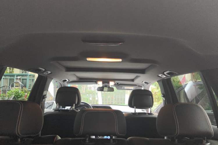 Used Mercedes-Benz GLK-Class 2015 GLK 260 4MATIC Dynamic Edition Ultimate Version
