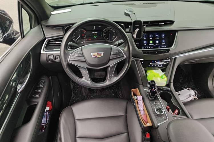 Used Cadillac XT5 2021 28T Luxury Model
