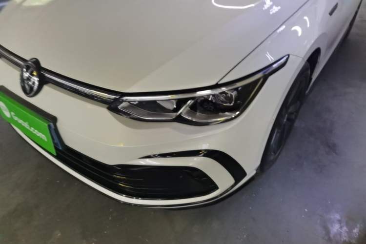 Used Volkswagen Golf 2023 Facelift 280TSI DSG R-Line Lite
