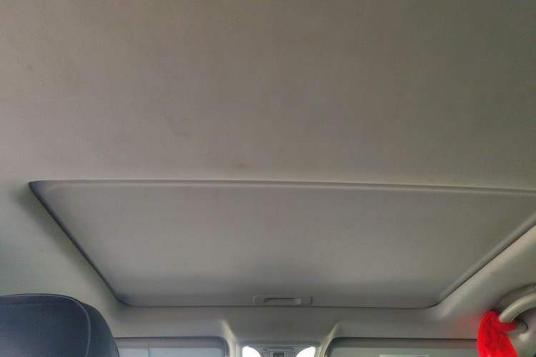 Used Dongfeng Aeolus AX7 2016 1.4T Manual Zhuyue Model Headliner