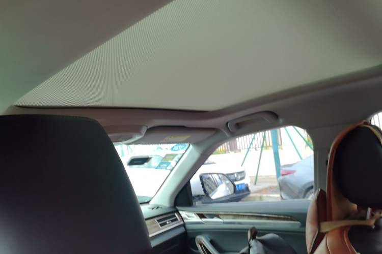 Used Zotye Domy X7 2017 1.8T DCT Prestige Model