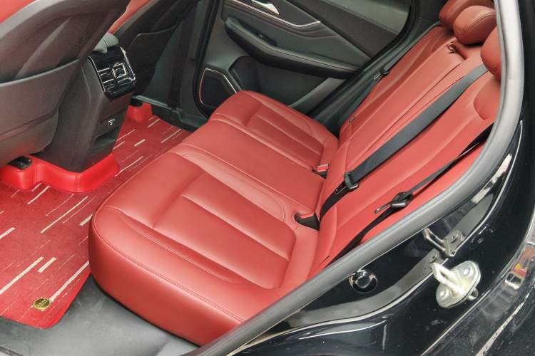 Used FORTHING T5 EVO 2021 1.5TD DCT Starry Edition Left Rear Seat