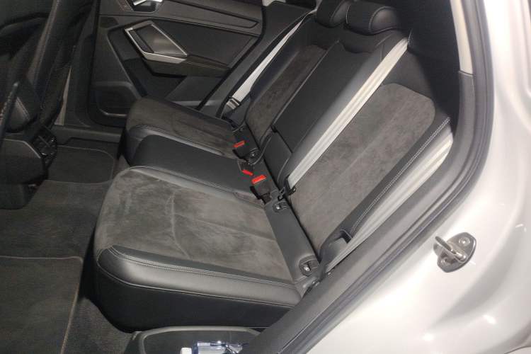 Used Audi Q3 2020 35 TFSI Fashion Dynamic Model