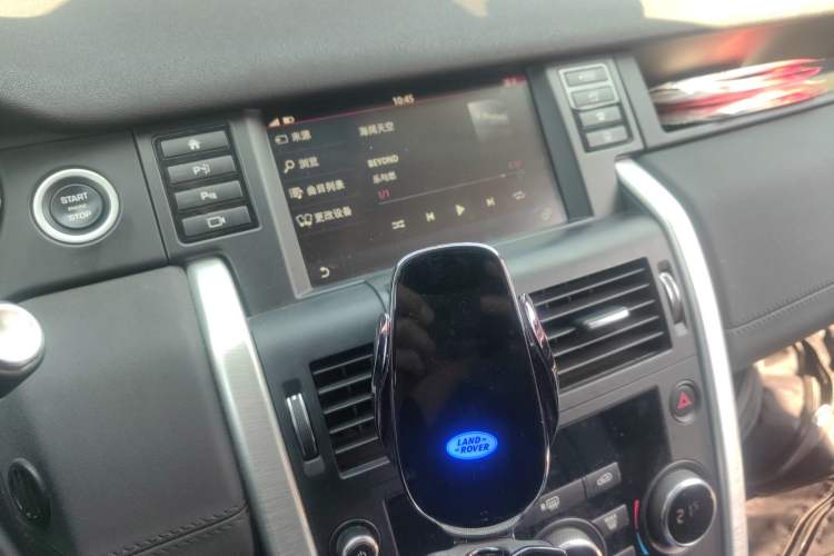 Used Land Rover Discovery Sport 2019 240 PS SE Version China VI Standard