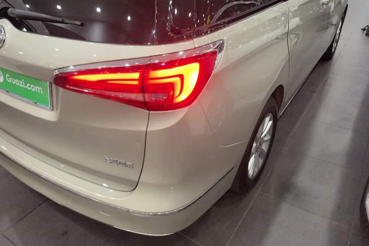 Used Buick GL8 2017 ES 28T Premium Version China V Standard Right Rear Taillight