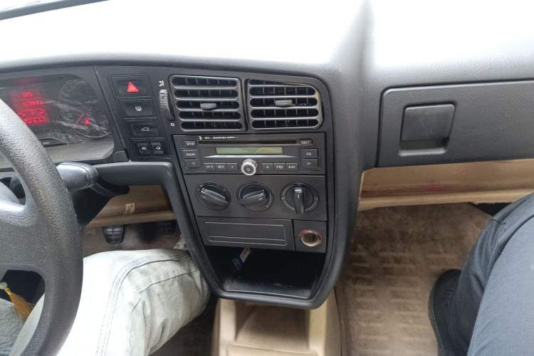 Used Volkswagen Jetta 2012 1.6L Collector's Edition
