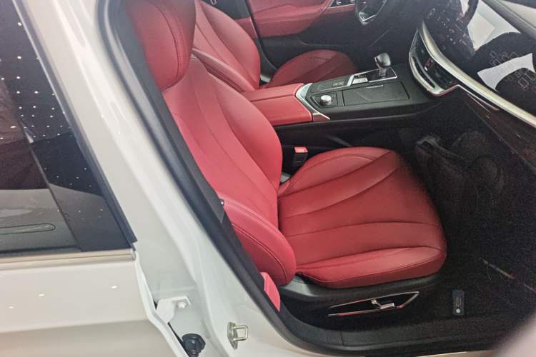 Used Geely Auto Emgrand GT 2021 1.8T National Style Edition Right Front Seat