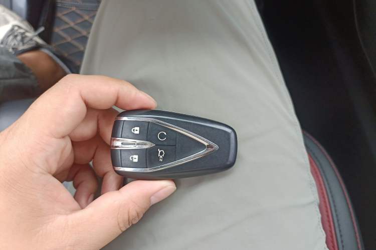 Used CHANGAN OSHAN X5 2021 1.5T DCT Flagship Edition