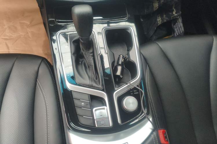 Used Geely Auto Emgrand GT 2020 Revised 1.8T Navigation Edition Gear Lever