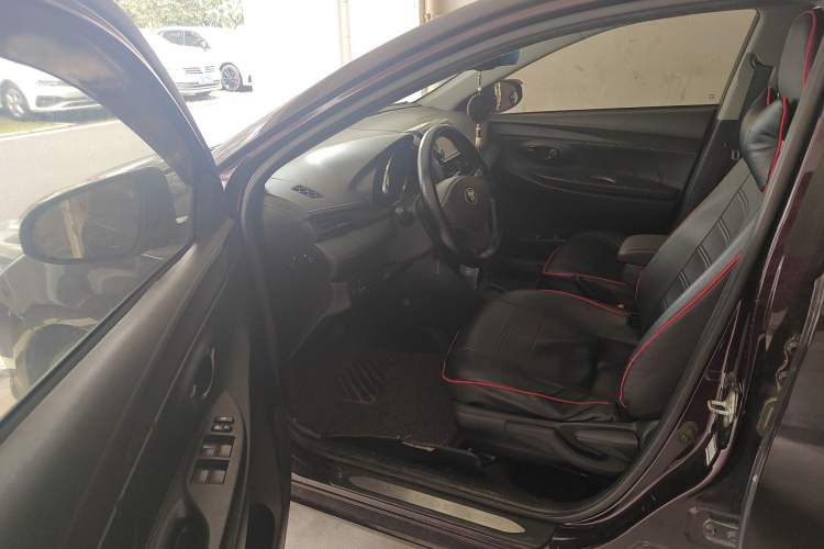 Used Toyota Vios 2014 1.5L Automatic ZhiZhen Edition Driver Seat