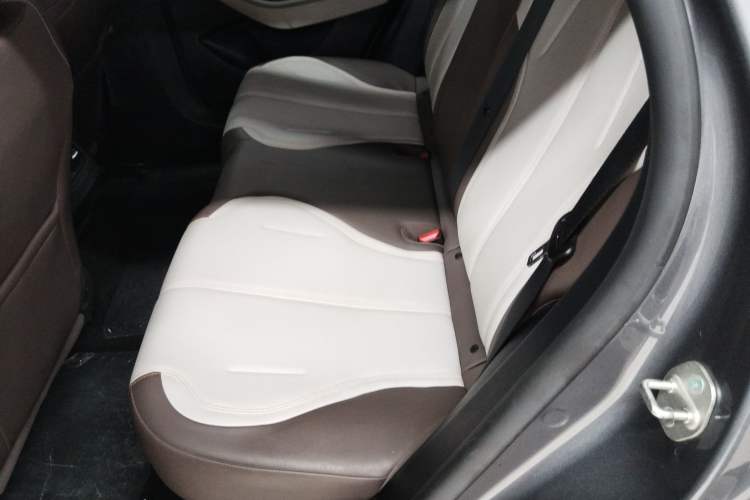 Used BYD Qin PLUS 2024 HONOR Edition DM-i 55KM Leading Model Left Rear Seat