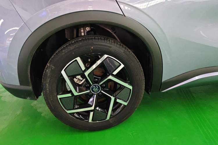 Used BYD Yuan PLUS 2023 Champion Edition 510KM Superior Model Exterior 5