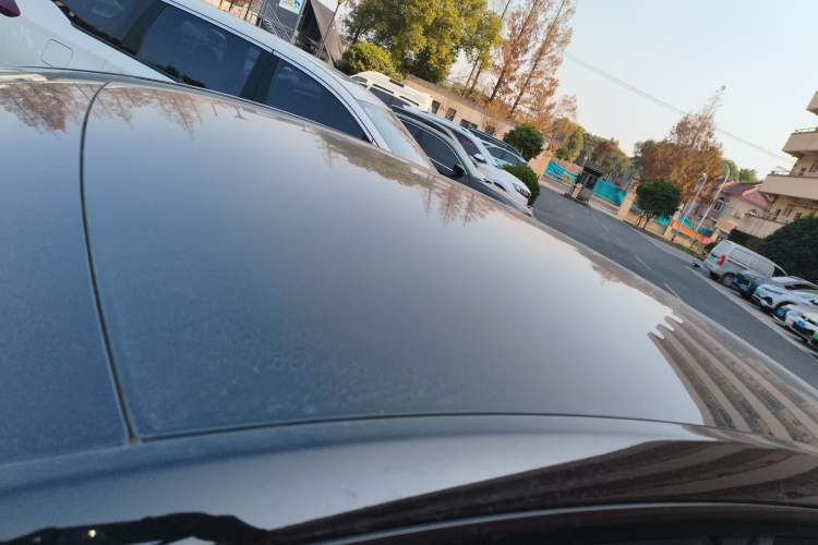 Used Tesla Model Y 2023 Long-Range All-Wheel-Drive Version