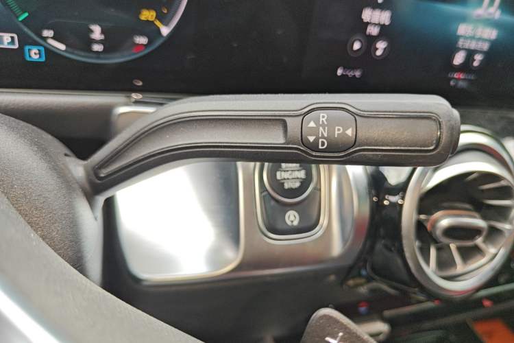 Used Mercedes-Benz GLB 2021 GLB 200 Dynamic Edition Gear Lever