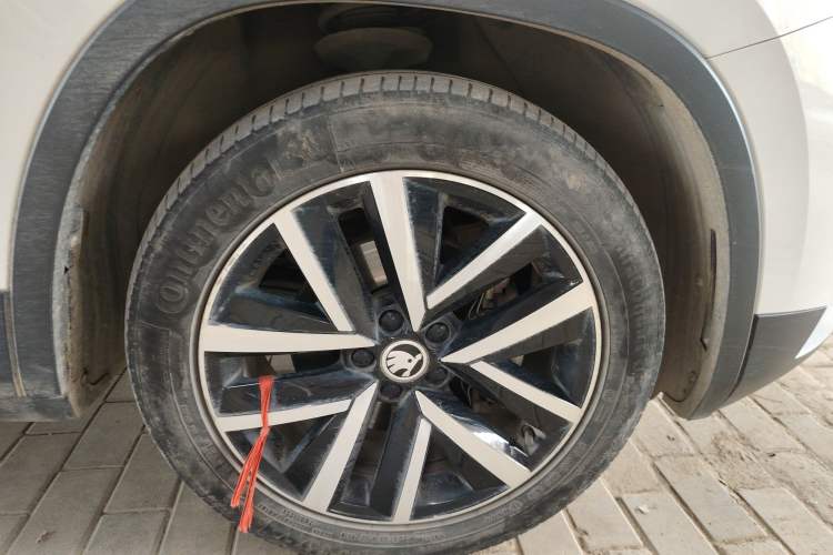 Used Skoda Kamiq 2018 1.5L Automatic Comfort Edition China VI Standard Right Front Wheel Hub