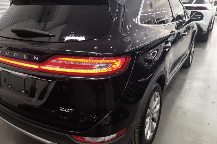 Used Lincoln MKC 2019 2.0T Two-Wheel Drive Zunya Version China VI Standard
