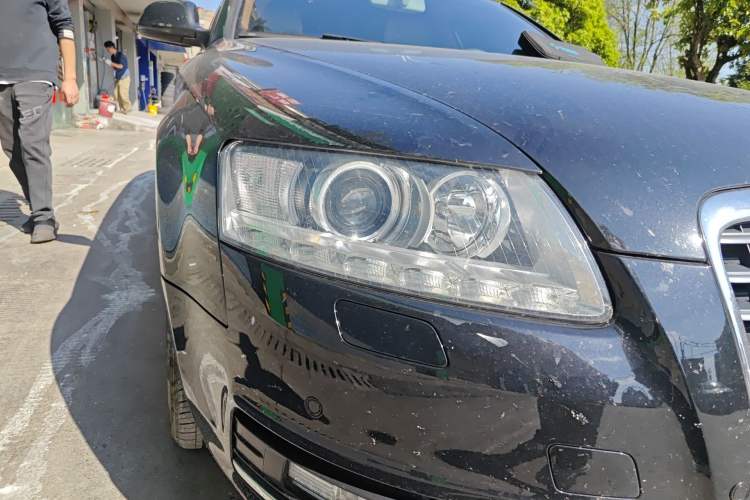 Used Audi A6L 2010 2.0 TFSI Automatic Standard Edition Right Front Headlight