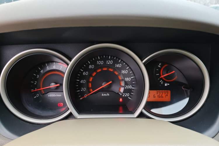 Used Nissan Sylphy 2012 Classic 1.6XE Automatic Comfort Edition Instrument Cluster