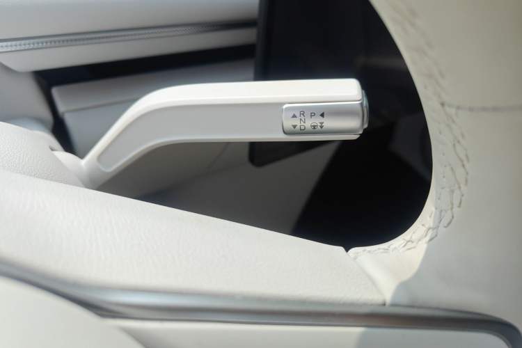 Used EXEED Star Era ET 2024 Extended-Range 240 Ultra All-Wheel Drive Gear Lever