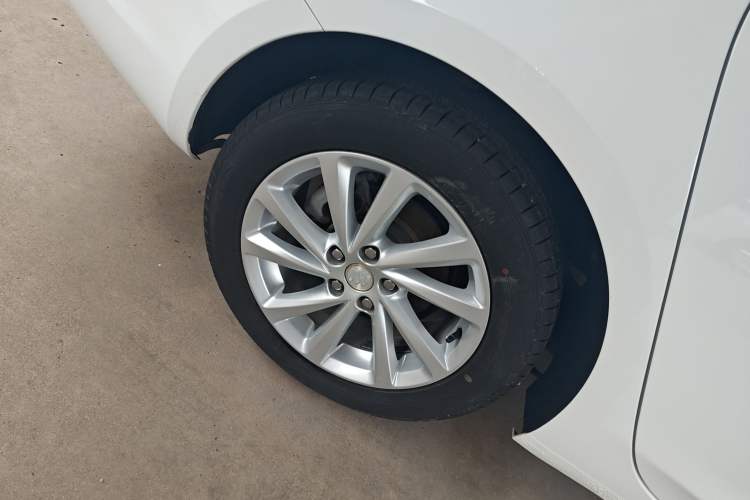 Used Buick Verano 2019 Sedan 15S Automatic Leading Model