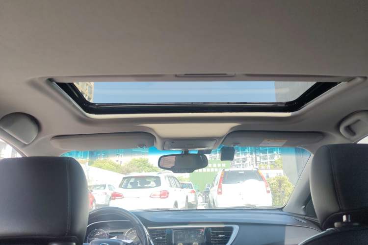 Used Buick Excelle GX 2019 18T Automatic Connected Elite Model China VI Standard Headliner