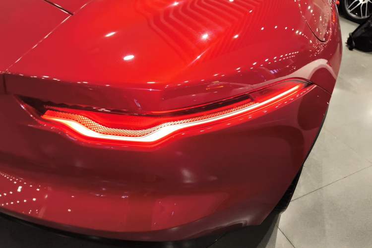 Used Jaguar F-TYPE 2023 P300 Hardtop Version R-DYNAMIC BLACK