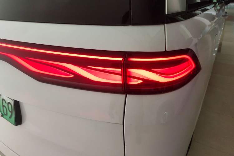 Used BYD Xia 2025 DM-i 1.5T 180km Excellence Model