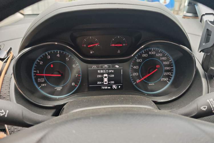 Used Chevrolet Cruze 2016 1.5L Automatic Luxury Edition Instrument Cluster