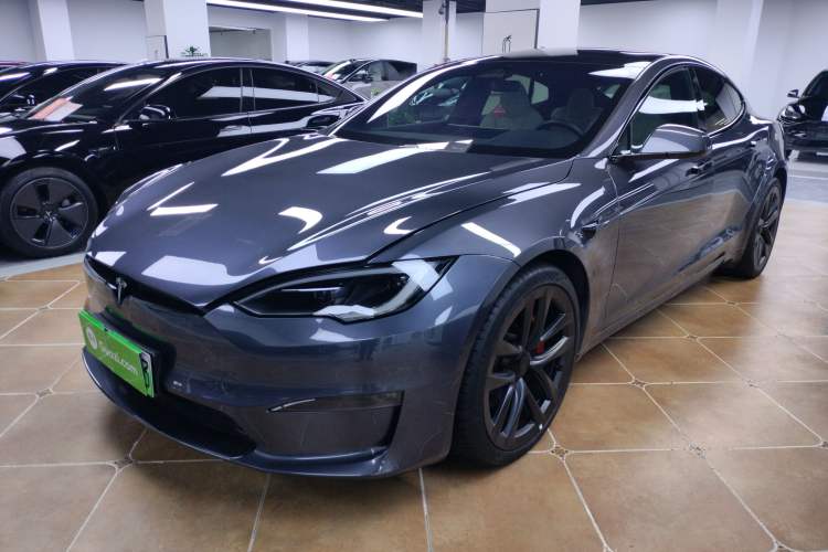 Used Tesla Model S 2023 Three-Motor All-Wheel-Drive Plaid Version