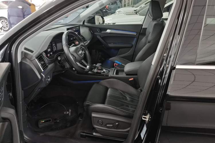 Used Audi Q5L 2022 45T Luxury Dynamic Model
