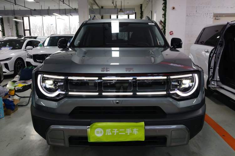 Used BAIC Off-Road BJ30 2026 Model Traveler 1.5T DCT Two-Wheel Drive Seven-Seat Version
